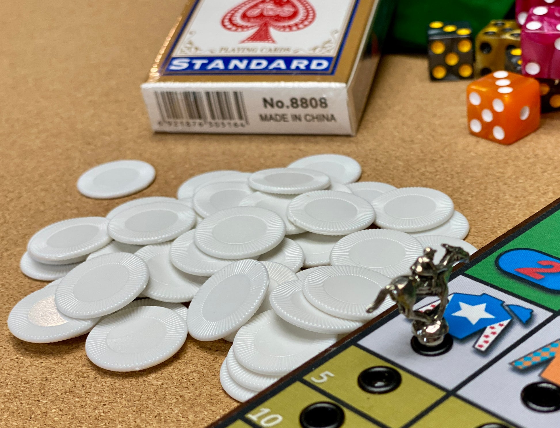 50 Stackable Chips - White with storage tube image 1