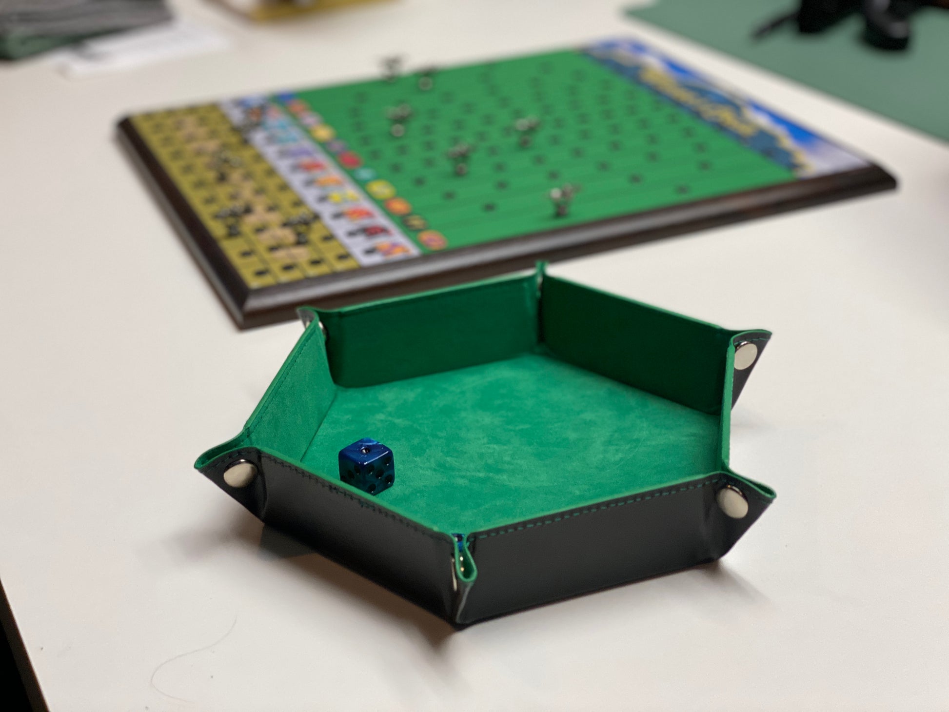 Winner's Circle - Magnetic Horse Race Board Game | Tabletop Game image 5